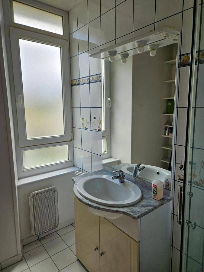 Gîte pour 2 personnes, avec vue à Lanvéoc - 4