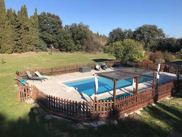 Gîte pour 4 personnes, avec piscine et jardin à Loriol-du-Comtat