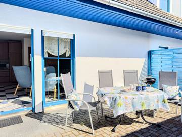 Ferienhaus für 5 Personen, mit Terrasse und Garten, kinderfreundlich in Wieck am Darß