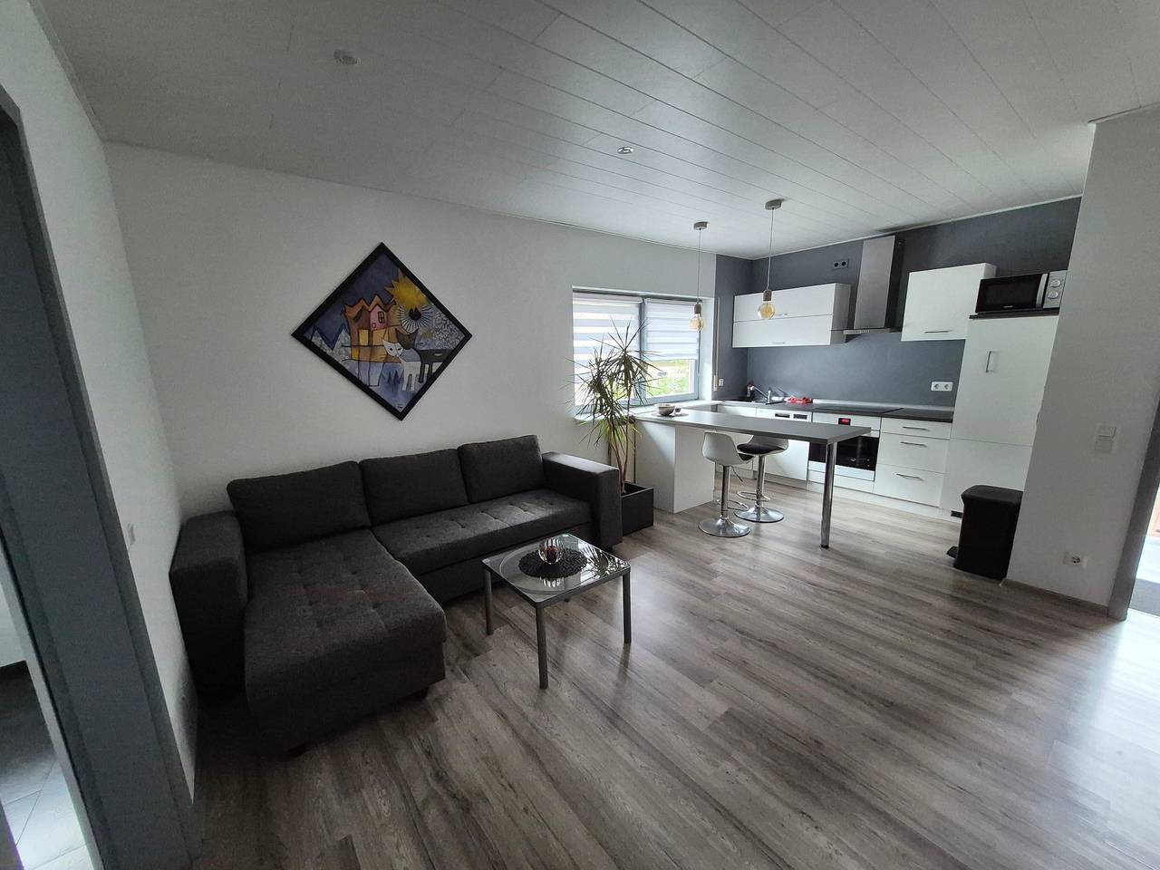Ganze Wohnung, Apartment im Pfälzerwald mit privater Terrasse, Wlan und Waldrandlage in Waldleiningen (Pfalz), Saar-Nahe-Bergland