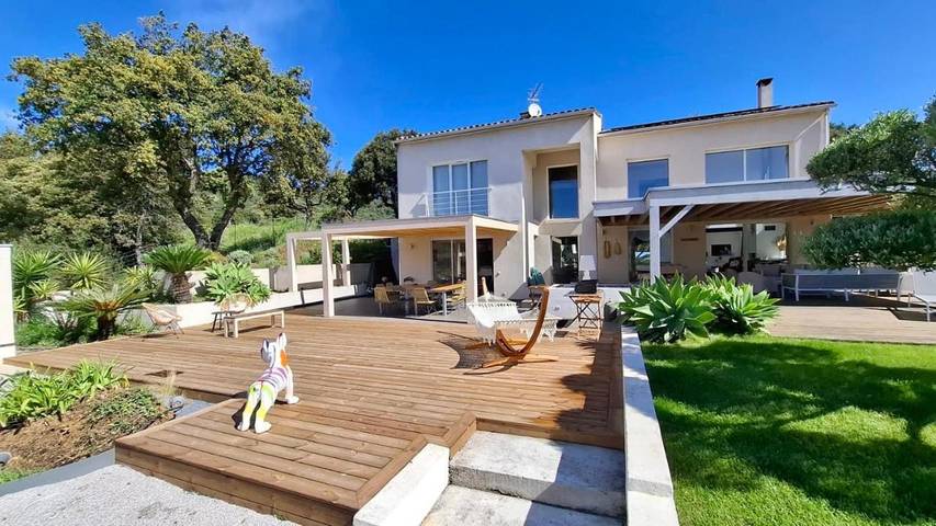 Chalet para 12 personas, con piscina además de jardín y vistas, Se admiten mascotas - 1