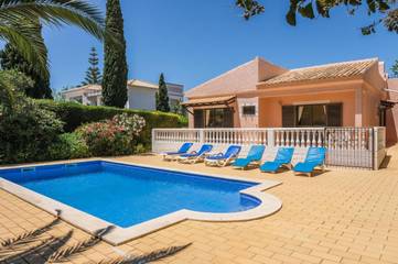 Villa pour 6 personnes, avec piscine et jardin dans Luz