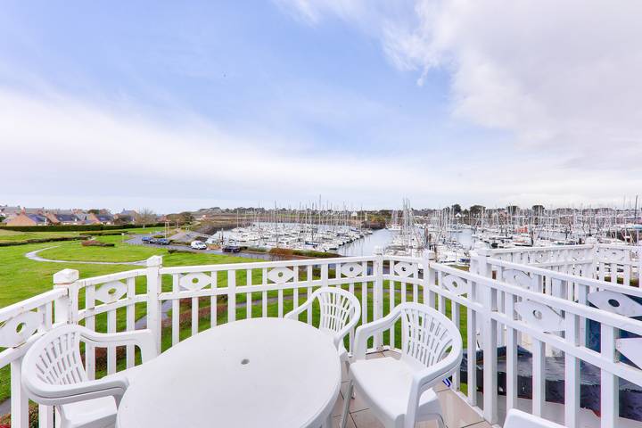 Gîte pour 5 personnes, avec balcon dans Kerjouanno - 2