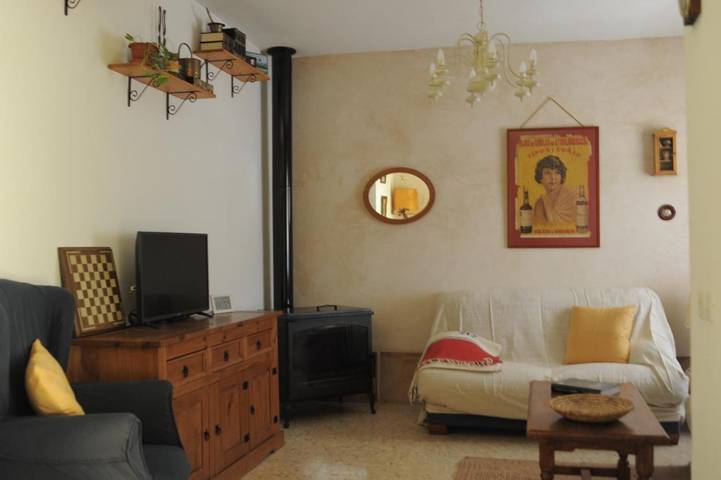 Casa rural para 6 personas, con vistas y jardín en Cazalla de la Sierra - 3