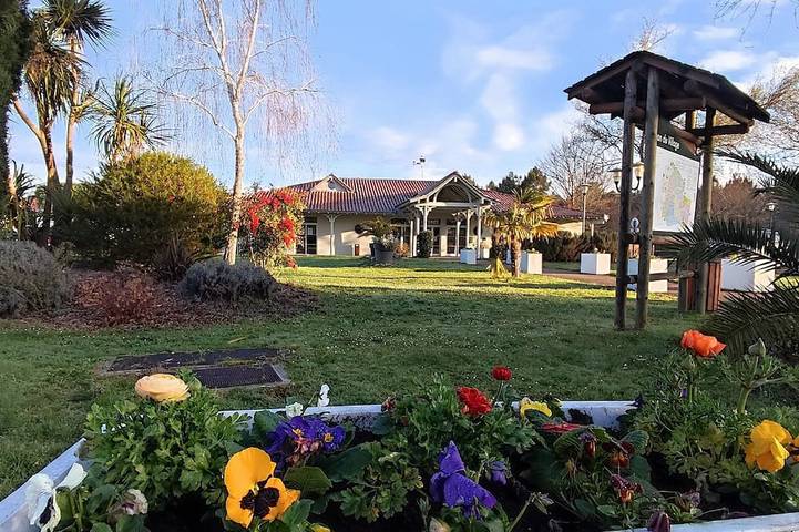 Location de vacances pour 6 personnes à Gastes
