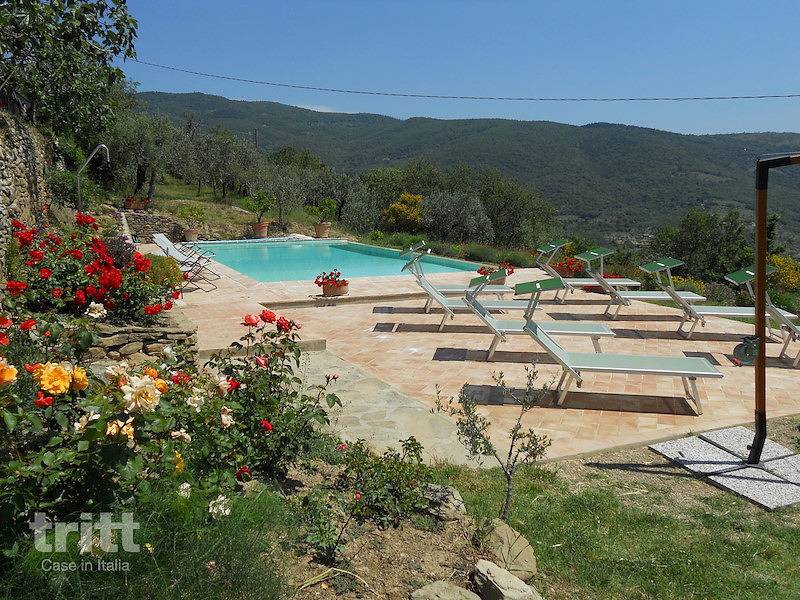 Tritt — Holiday home with swimming pool for 10 people in Cortona in Le Contesse, Province d'Arezzo