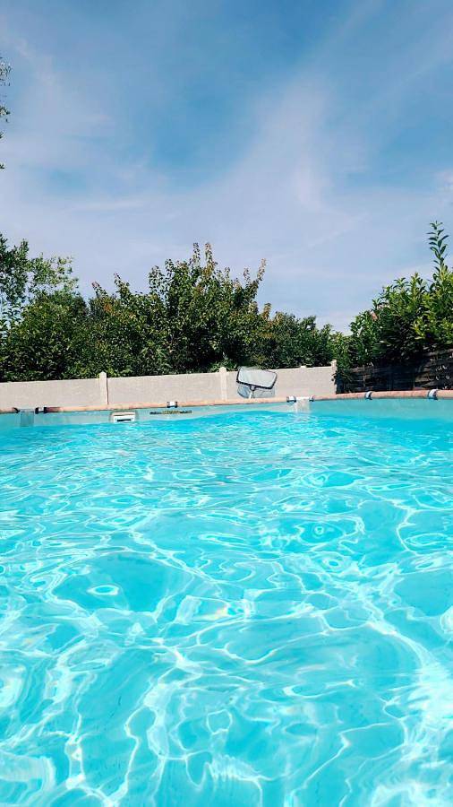 Appartement de vacances pour 4 personnes, avec jardin ainsi que jacuzzi et piscine