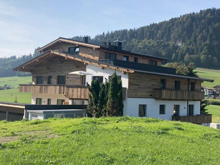 Gîte pour 8 personnes, avec vue et balcon ainsi que sauna et piscine, adapté aux familles à Walchsee - 2