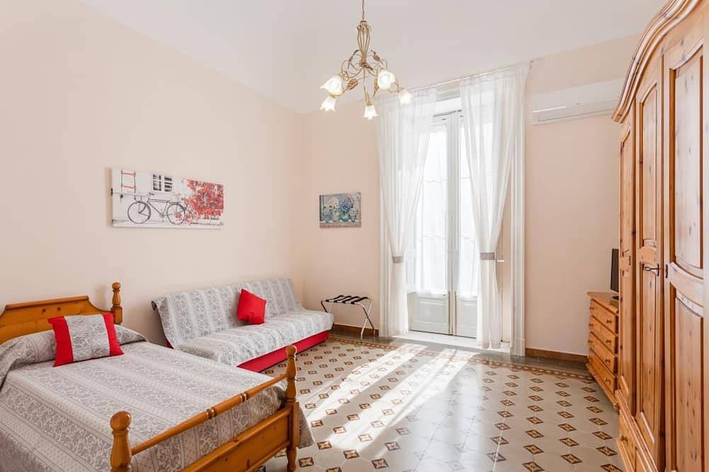 Appartamento intero, GuestHost - Casa Mariella - Flat with Terrace in Catania, Catania e dintorni
