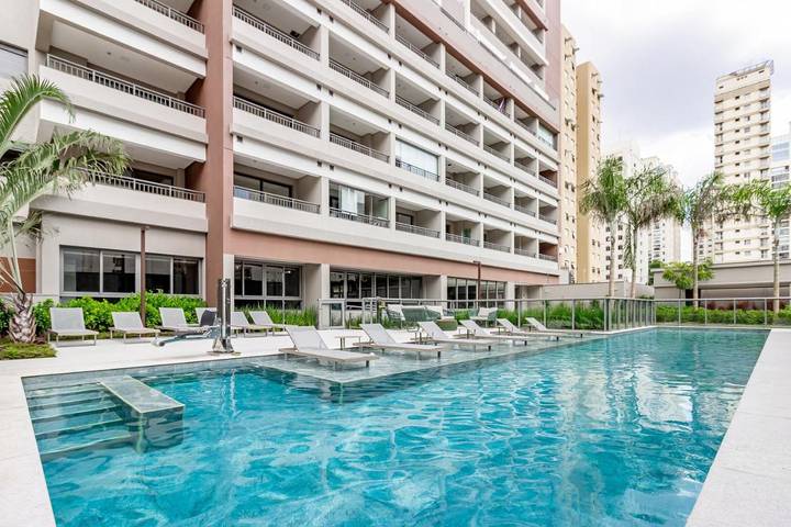 Casas e apartamentos de temporada para 2 pessoas, com piscina e vista e ainda jardim and balcão em Moema