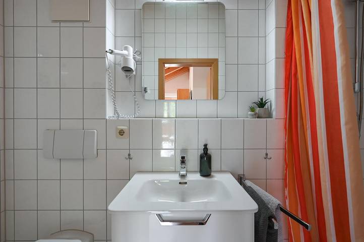 Ferienwohnung für 3 Personen, mit Balkon und Sauna sowie Ausblick in Fischen - 4