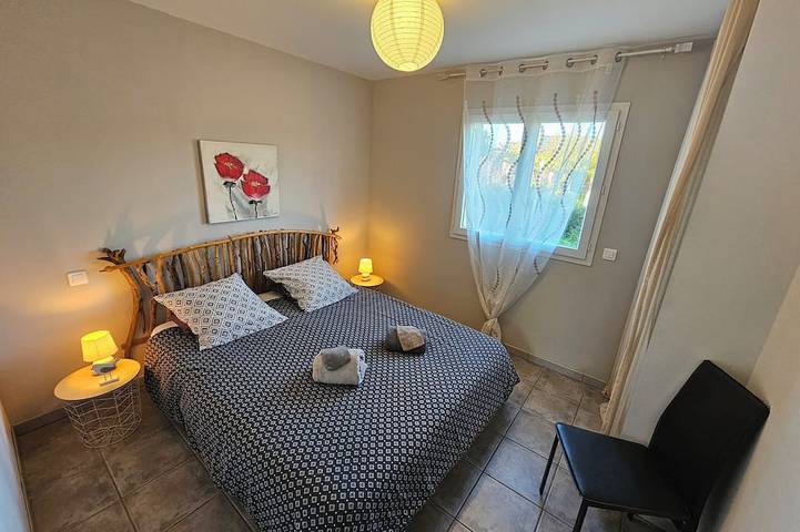 Location de vacances pour 8 personnes, avec jardin et terrasse à Prunelli-di-Fiumorbo - 2