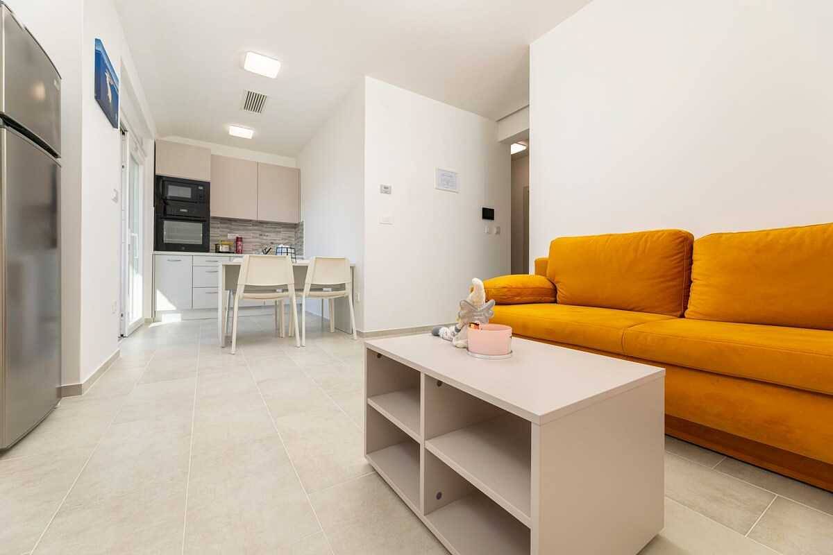 Ganze Wohnung, Ferienwohnung Sucic 2 (49854-A3) in Soline, Krk