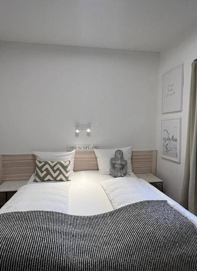 Ganze Wohnung, Lieblingsplatz Neusiedl - Modern Stylish Apartments - Free Parking Burgenland Card - 10 min to Designer Outlet Parndorf and Lake Neusiedl in Neusiedl am See, Neusiedlersee-Hügelland