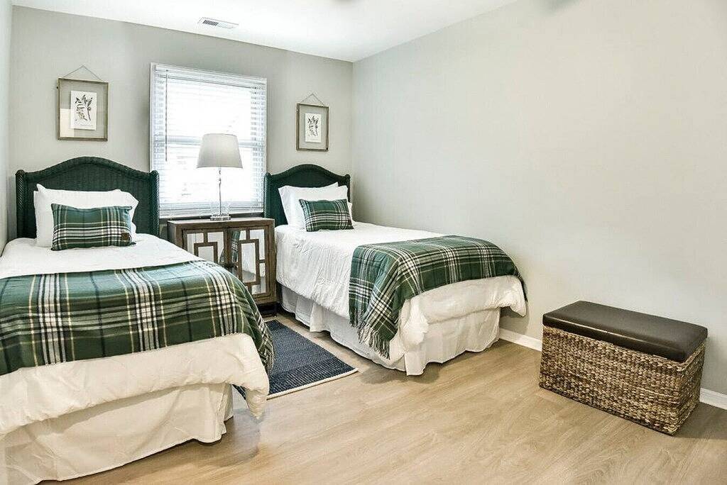 Ganze Wohnung, Roomy 3 Br Condo Walkable to Iu in Bloomington (IN), Monroe County (IN)