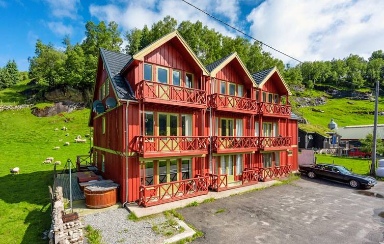 Ferieleilighet for 6 personer, med hage, dyr tillatt - 1