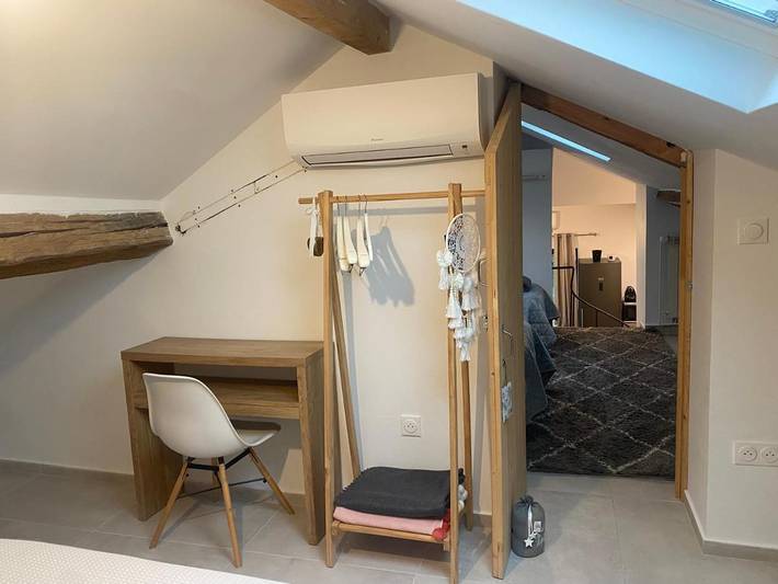 Location de vacances pour 4 personnes, avec jardin ainsi que vue et terrasse à Ville-la-Grand - 2