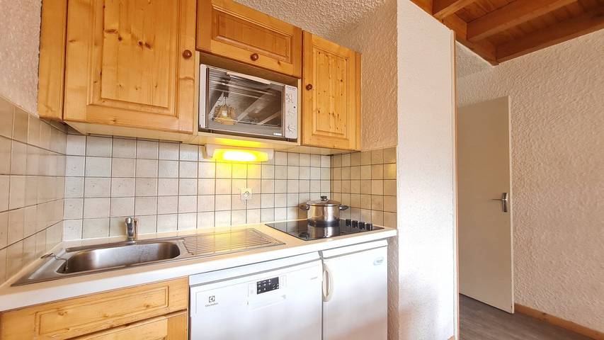 Gîte pour 8 personnes, avec balcon dans Office De Tourisme Des Deux Alpes Front De Neige - 4