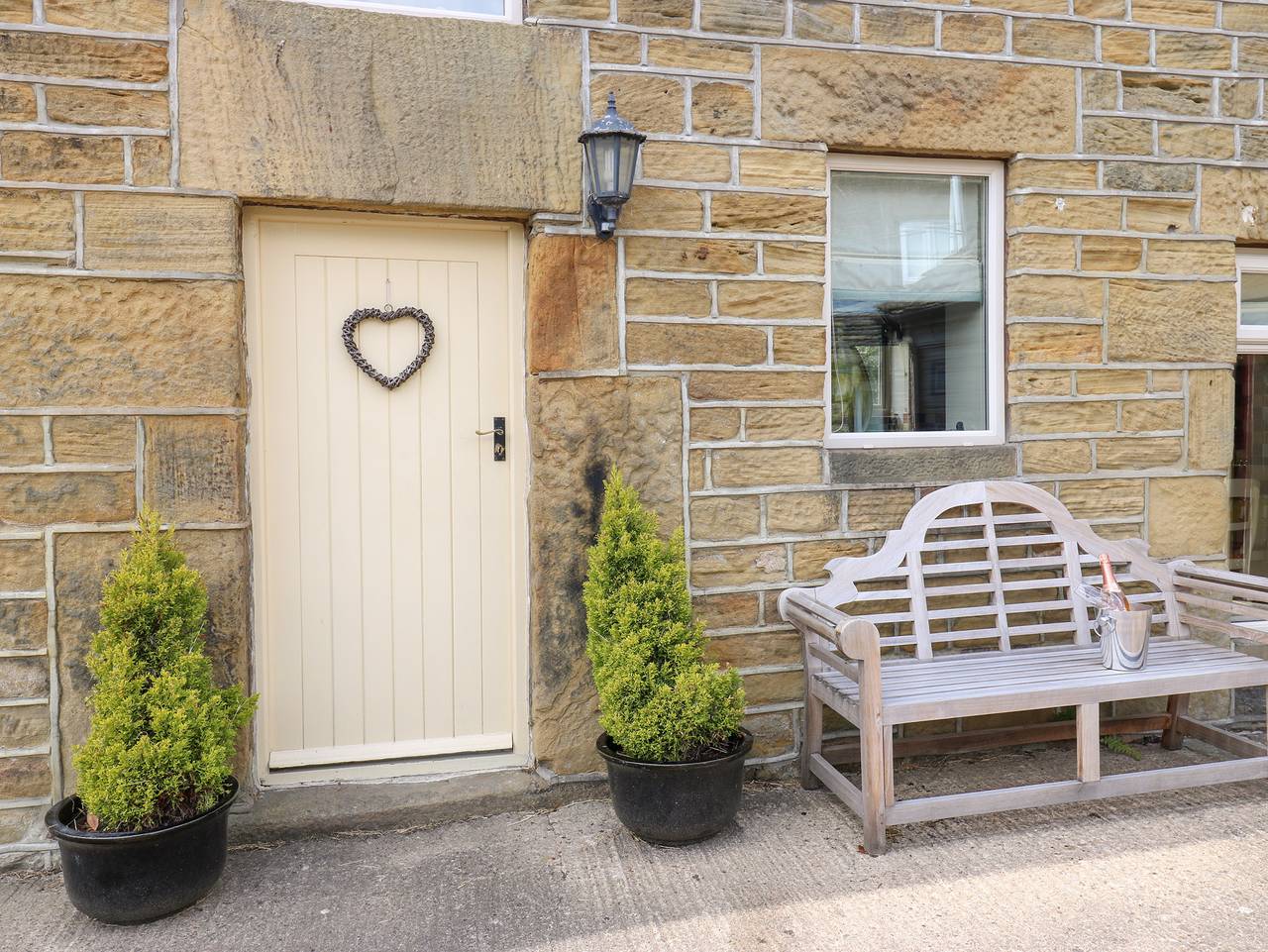 Bullace Barn in Penistone TC, South Yorkshire