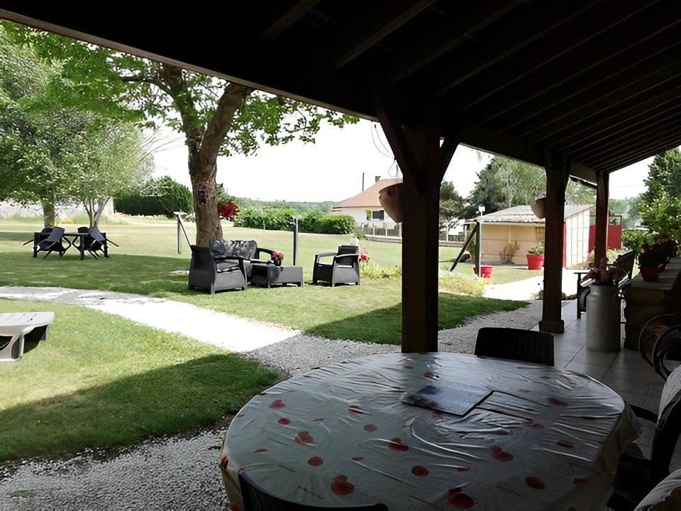 Chambres d'hôtes "Le Relais" - Chambre 1 in Arnac-la-Poste, Région de Bellac