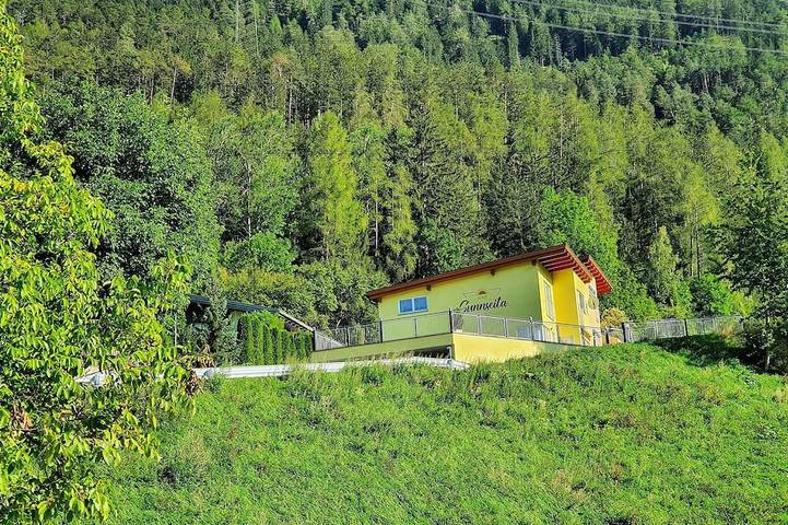 Ferienwohnung für 5 Personen, mit Garten und Terrasse