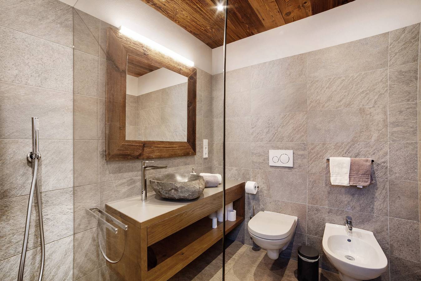 Chalet Rose met twee terrassen op verschillende niveaus en maximale privacy in Riffian, Passeiertal