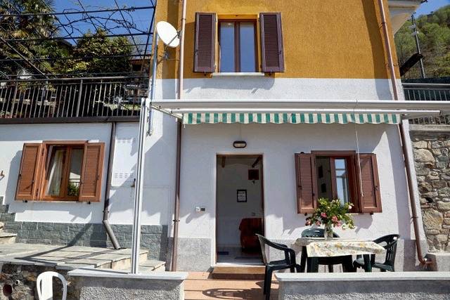 Ferienwohnung für 2 Personen, mit Seeblick und Garten sowie Terrasse und Ausblick, mit Haustier in der Lombardei - 4