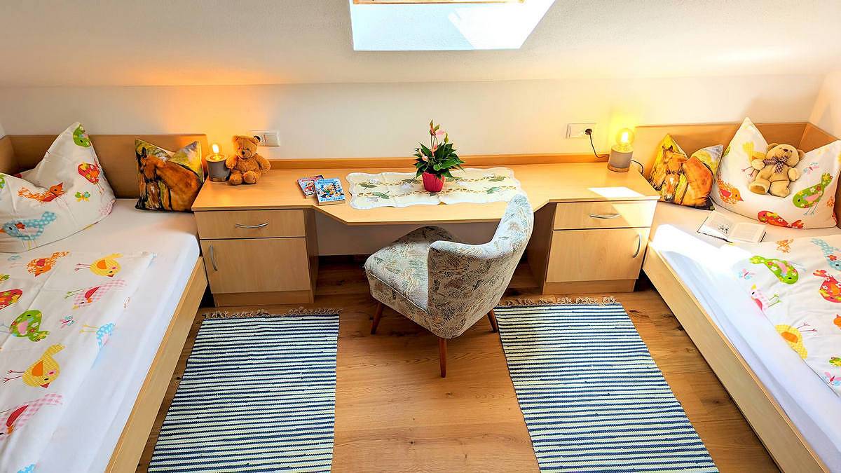 Ganze Ferienwohnung, Ferienwohnung Wannenblick, Ferienhof Lochbihler, Wertach/Allgäu in Wertach, Bayerisch Schwaben