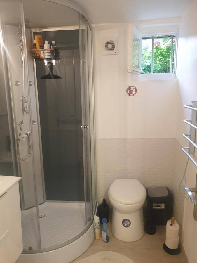 Appartement entier, One-Bedroom Apartment in Sarcelles, Val-d'Oise