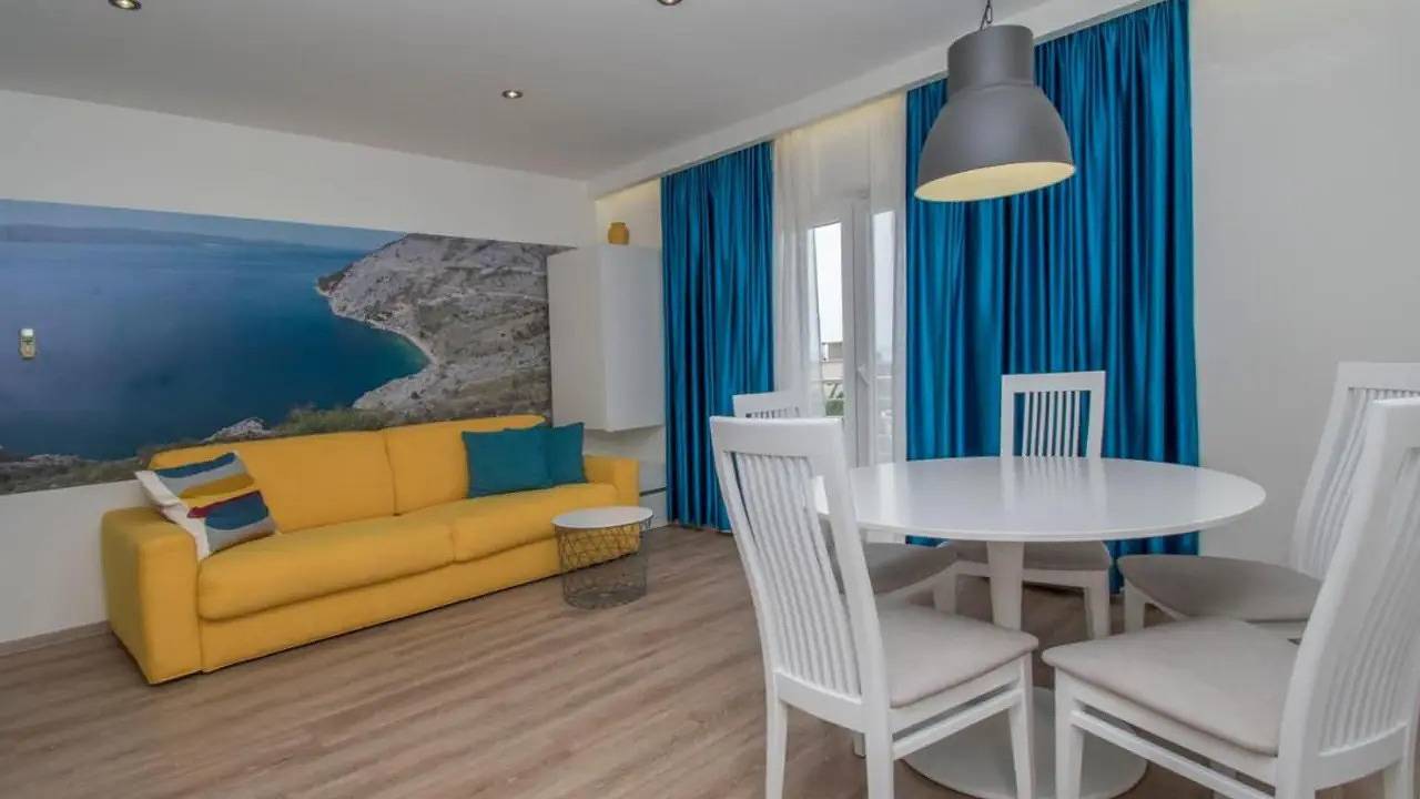 Hel semesterlägenhet, Ferienwohnung für 5 Personen (46 m²) in Tučepi in Tučepi, Makarskas riviera