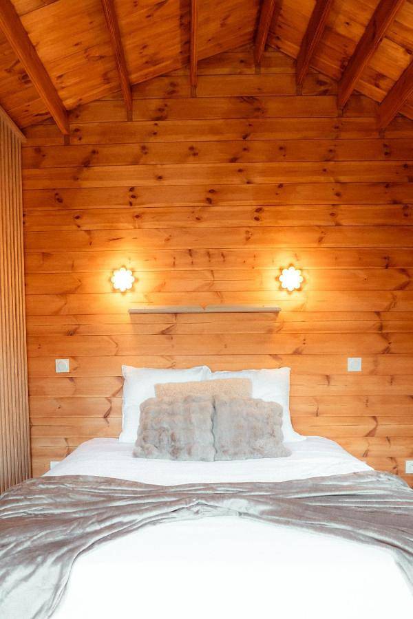 Gîte pour 2 personnes, avec Balcon et Terrasse ainsi que Jardin et Vue à Chalezeule