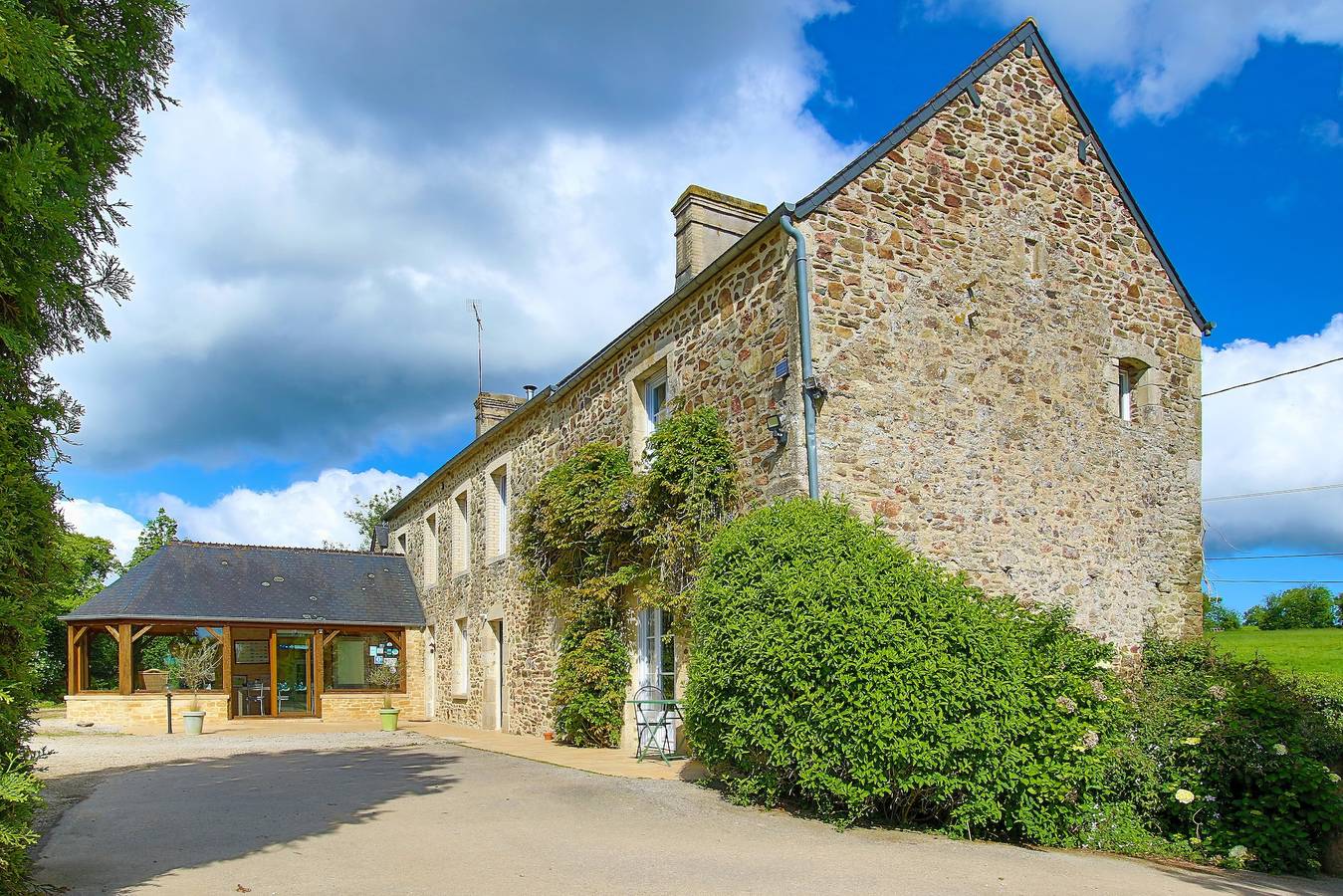 Chambre d’hôtes « Chambre Mer » avec terrasse partagée, jardin commun et Wi-Fi in Teurthéville-Bocage, Région de Cherbourg