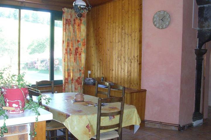Location de vacances pour 7 personnes, avec Jardin à Plasne