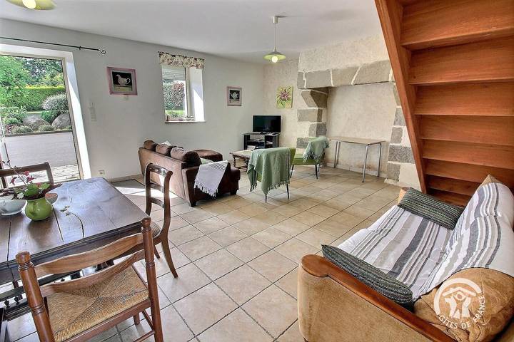 Gîte pour 5 personnes, avec terrasse et jardin à Pédernec - 2