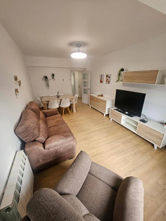 Apartamento de vacaciones para 6 personas, con vistas y balcón - 1