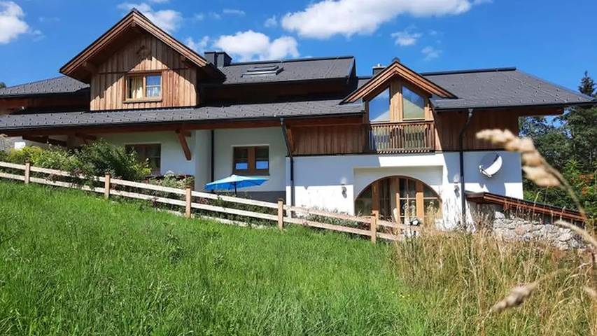 Ferienhaus für 10 Personen, mit Garten und Terrasse im Salzburger Land