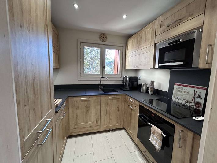 Appartement entier, Appartement spacieux, parking inclus - 8 pers. in Meribel Village, Courchevel