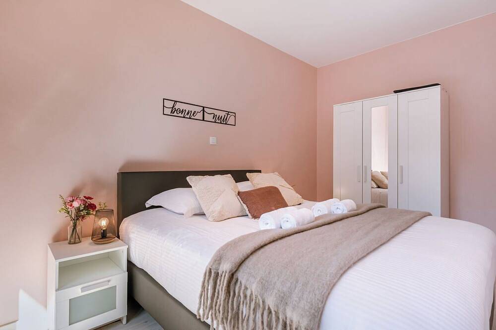 Geheel appartement, Gezellig appartement voor 4 personen met Wifi en Tv in Brugge, Belgische Kust