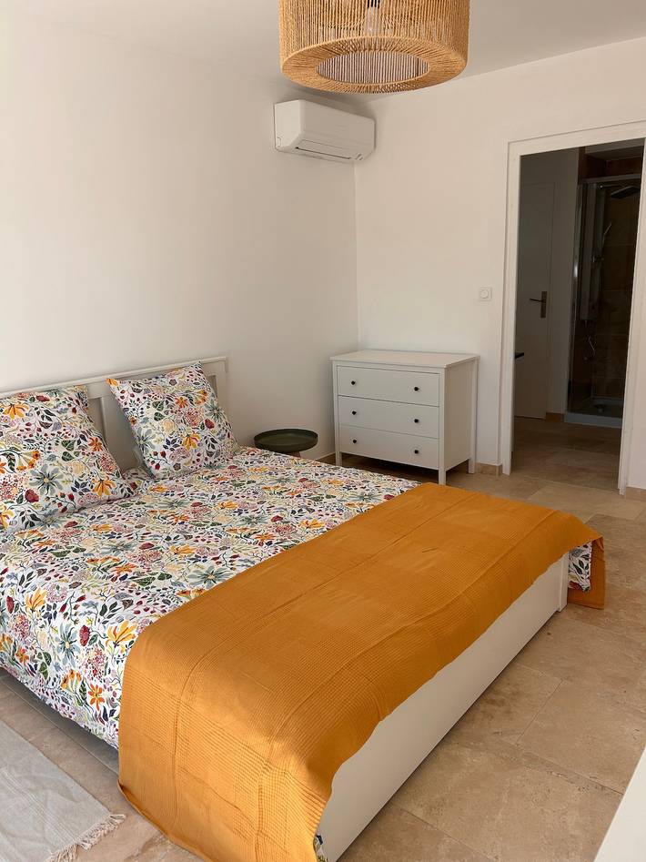 Ferienwohnung für 2 Personen, mit Garten und Balkon