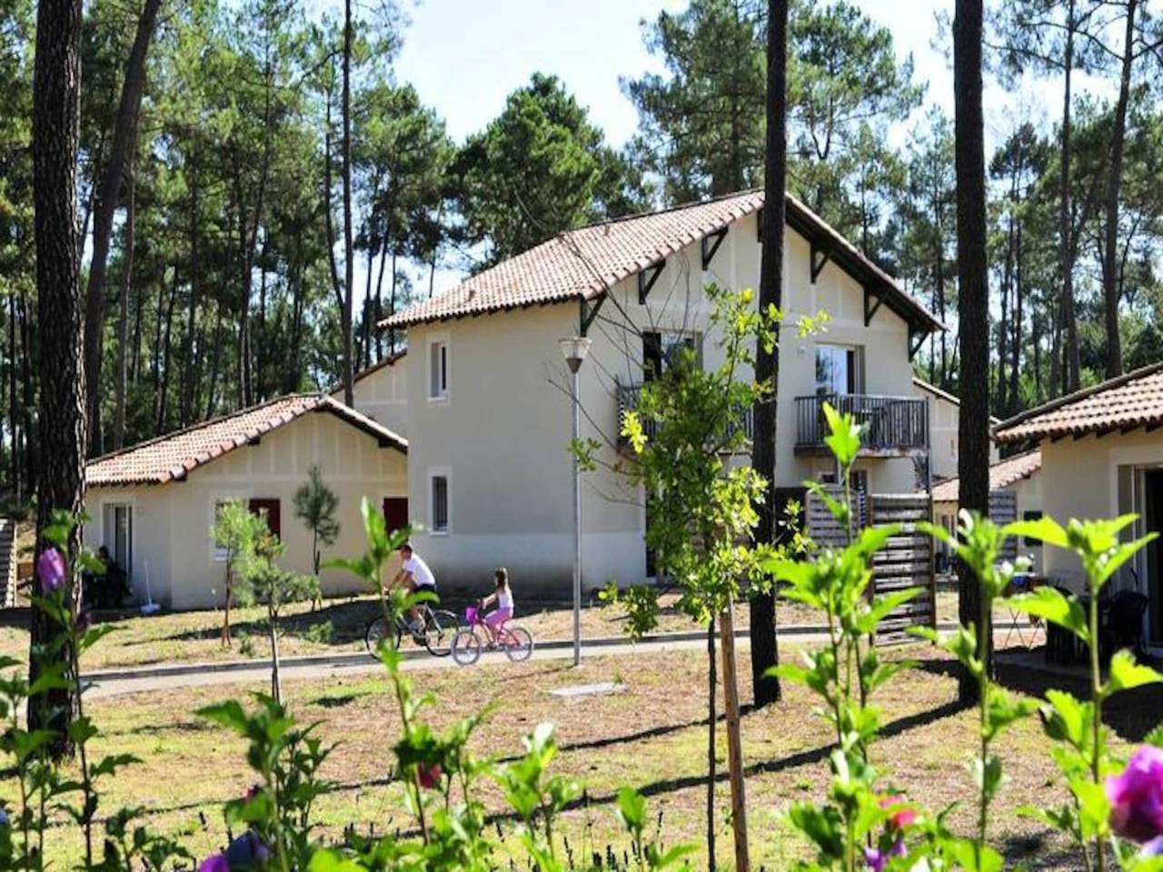 Apartamento entero, Apartamento junto al lago Clarens con piscina in Lago de Clarens, Casteljaloux