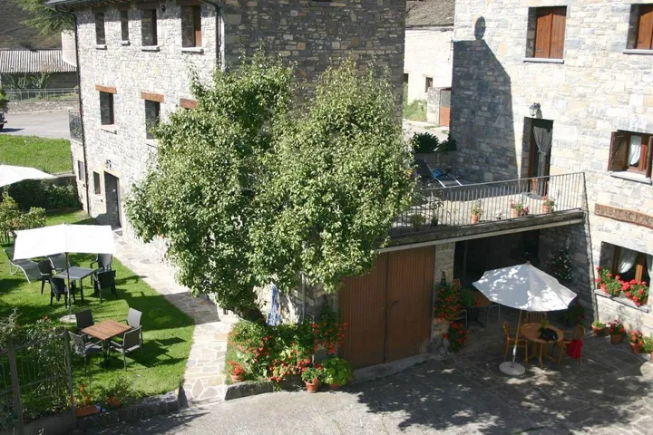 Apartamento de vacaciones para 4 personas, con jardín y vistas - 1