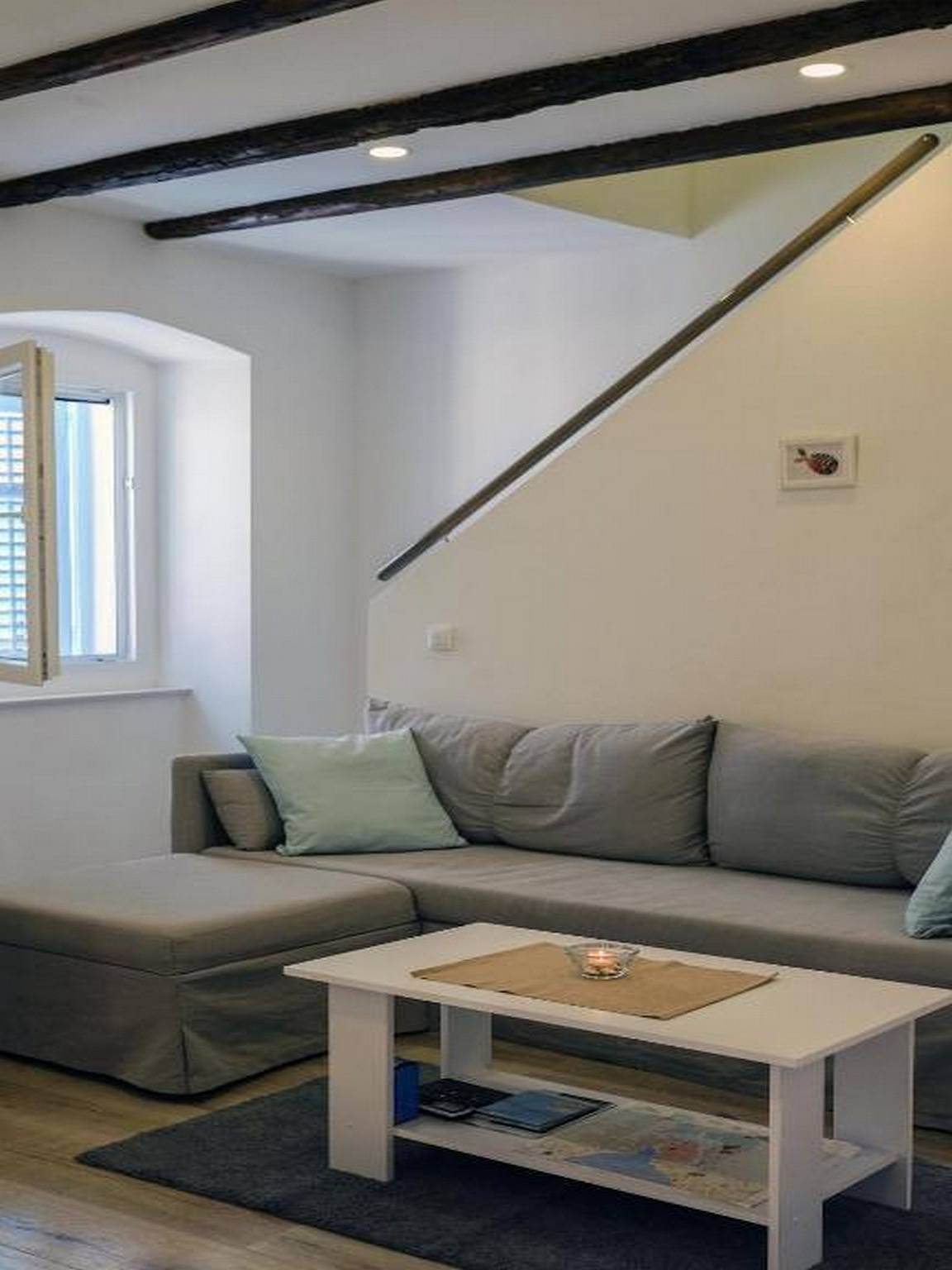 Ganze Wohnung, Ferienwohnung für 5 Personen in Cres Stadt, Cres