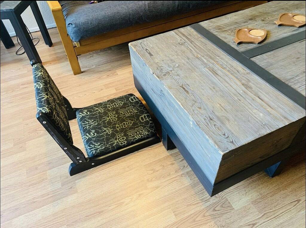 Ganze Wohnung, Far East Escape: Zen apartment, Japanese tea table in Salem (OR), Willamette Valley