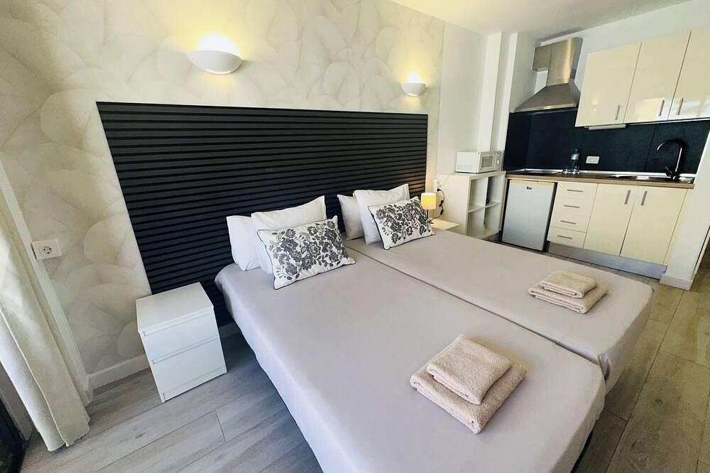 Ganze Wohnung, Gemütliches Studio in Los Cristianos Beach. in Los Cristianos, Arona