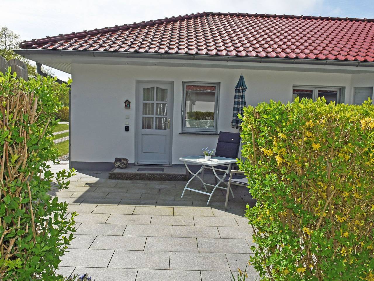 Ganze Ferienwohnung, Schöne Ferienwohnungen mit Terrasse im Zentrum von Rügen in Thesenvitz, Bergen auf Rügen