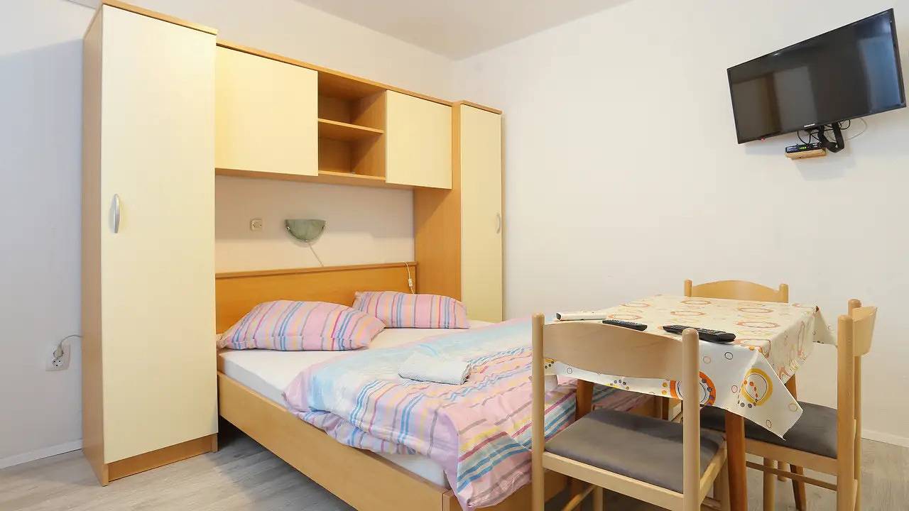 Ganzes Studio, Studio für 3 Personen (19 m²) in Tučepi in Tucepi, Makarska Riviera