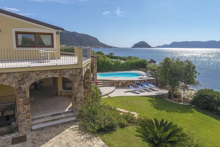 Villa pour 10 personnes, avec jardin ainsi que piscine et terrasse dans Costa Smeralda - 4