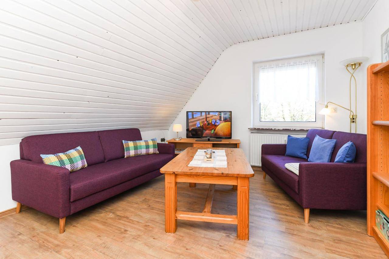 Ganze Wohnung, Ferienwohnung im Haus Leemreize in Blomberg (Ostfriesland), Landkreis Wittmund