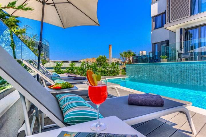 Maison d’hôte pour 3 personnes, avec jardin ainsi que piscine et vue à Split - 4