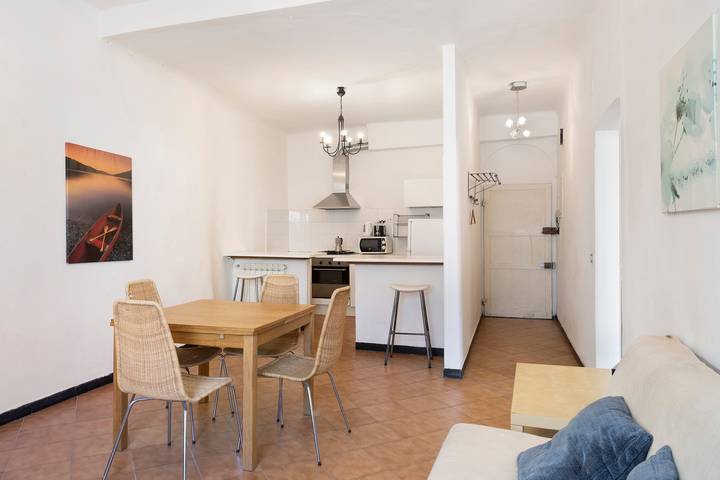 Appartamento intero, Appartamento "Casa Federico" vicino al mare con balcone e Wi-Fi in Levanto, Comune di Levanto